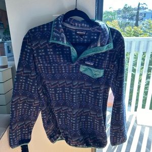 Patagonia sweathshirt